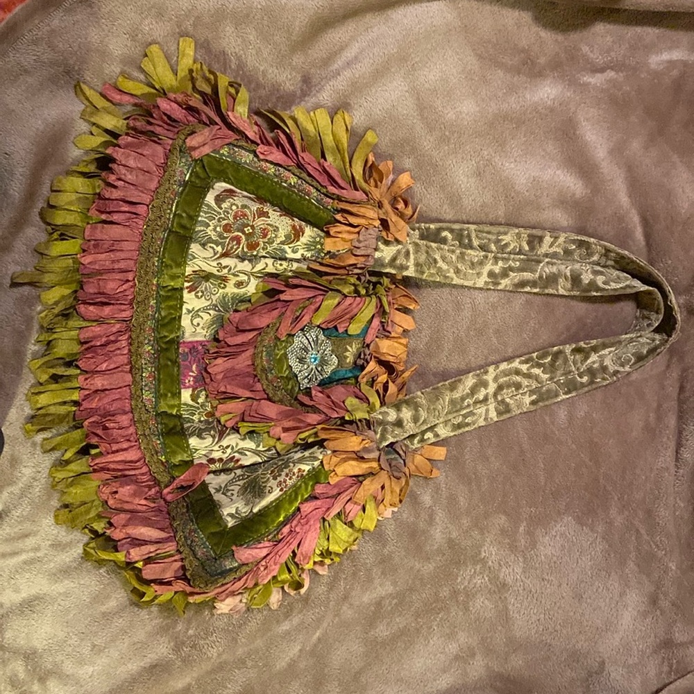 Vintage Magnolia Pearl bag. Great condition!